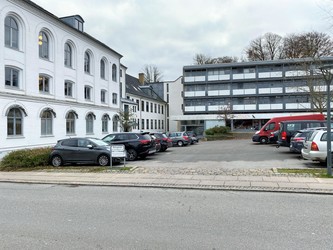 Susanne Vissing, Dr. Med. - Speciallæge i Dermatologi - via alternativ indgang