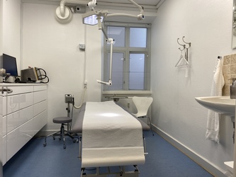 Susanne Vissing, Dr. Med. - Speciallæge i Dermatologi - via alternativ indgang