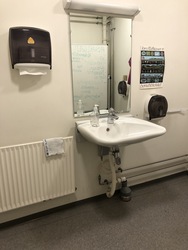 Syvstjerneskolen - Afdeling Lillestjernen - Toilet i 0. klassernes område