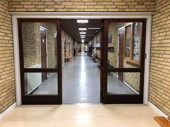 Blovstrød Skole -  Hovedbygningen