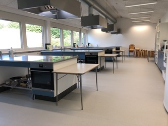 Blovstrød Skole -  Hovedbygningen