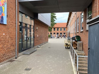 Mølleskolen Ry - 4. Østfløjen - faglokalet til musik