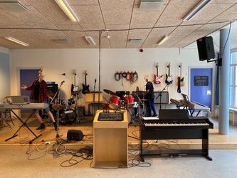 Mølleskolen Ry - 4. Østfløjen - faglokalet til musik