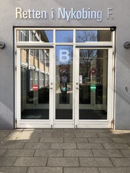 Retten i Nykøbing Falster - Indgang B