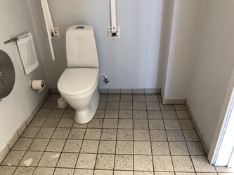Lolland Færgefart - Bandholm-Askø - Toilet i Bandholm Havn