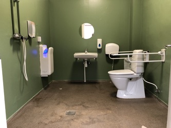 Ree Park - Toilet at the cafe
