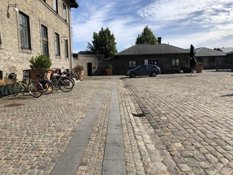 Onkel Dannys Plads - Forsamlingshuset