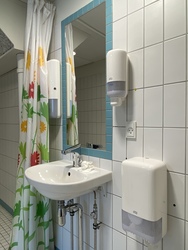 Usserød Skole - 4. Idrætsfaciliteter